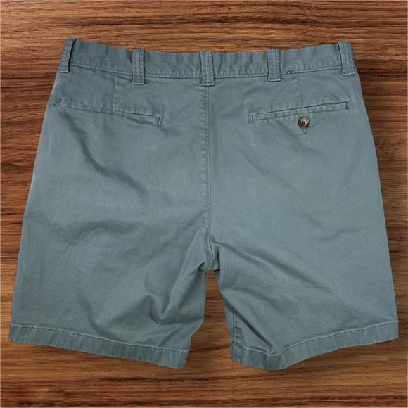 J. Crew Men’s 9” Chino Shorts. Size 35 - Picture 2 of 11